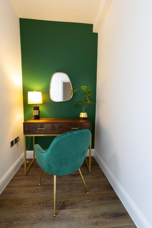 Luxury Pad Centrally Located Near Brighton Station Exterior photo